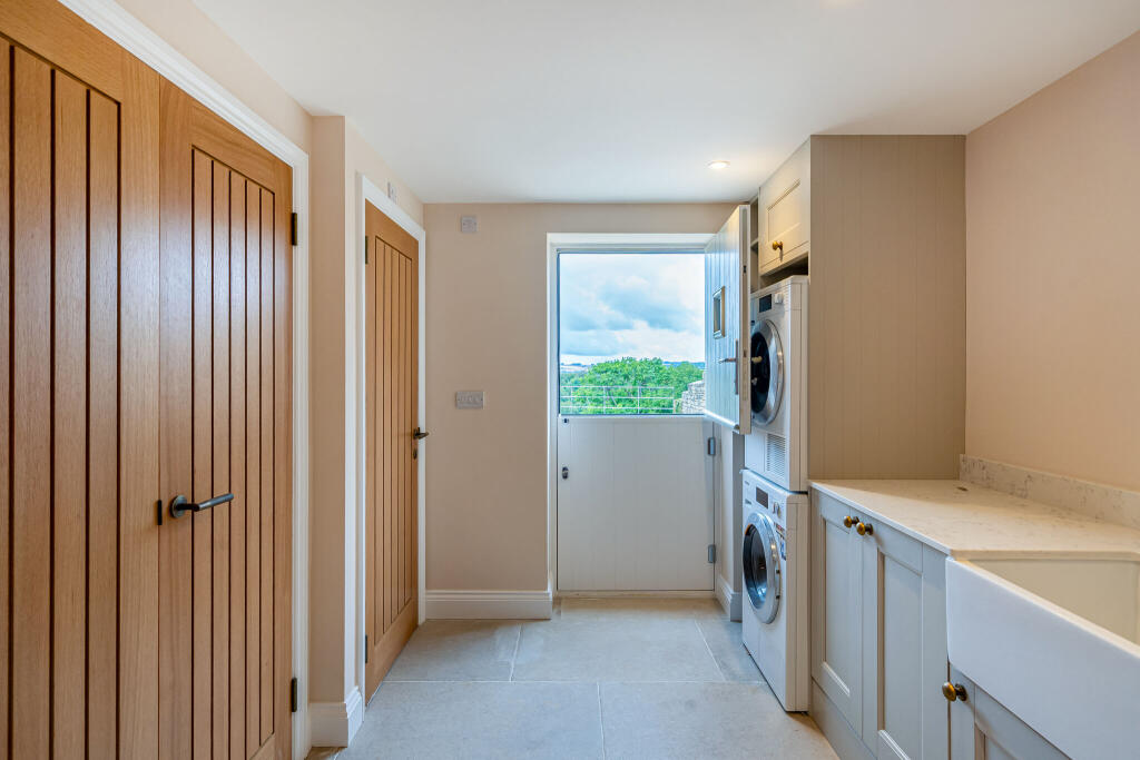 House in Stroud, Minchinhampton - View 5