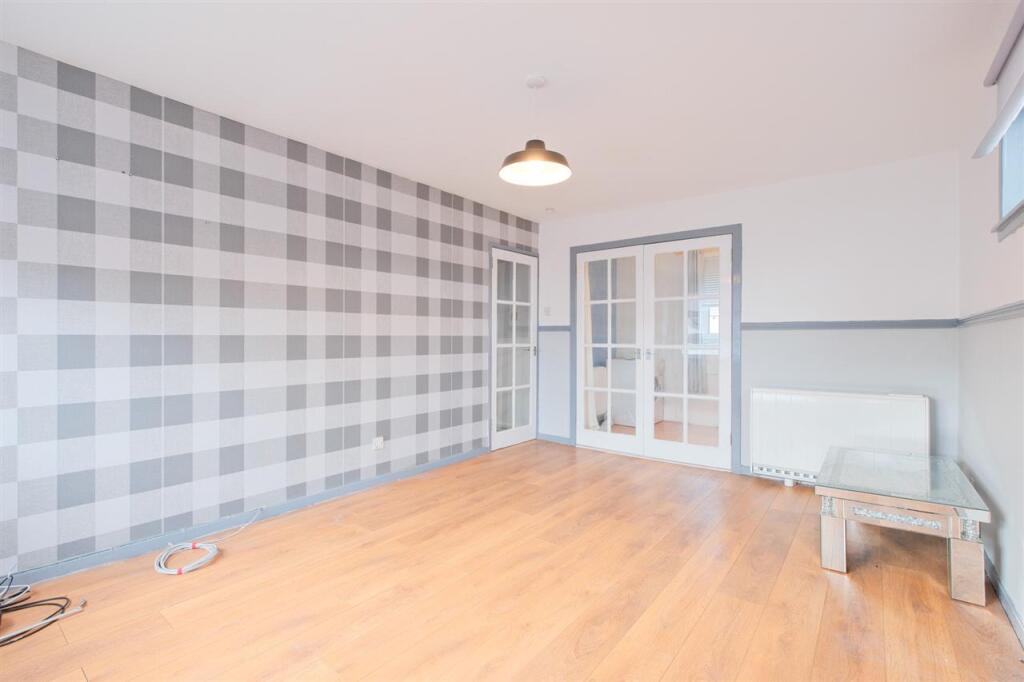 Apartment in Hamilton, Chantinghall - More
