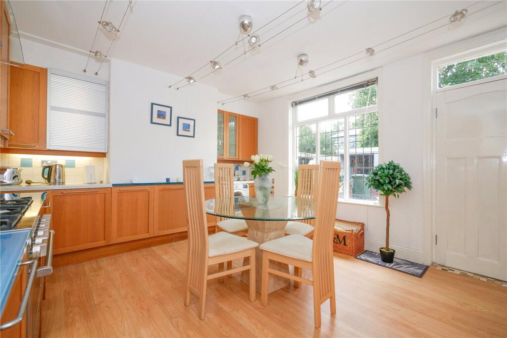 Additional image 7 of Oxford Terrace, Baildon, Shipley, West Yorkshire, BD17