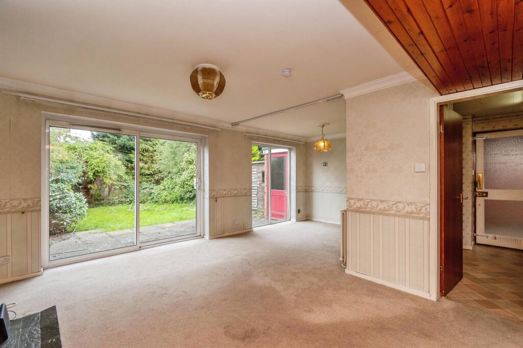 House in Walsall, West Midlands - View 3