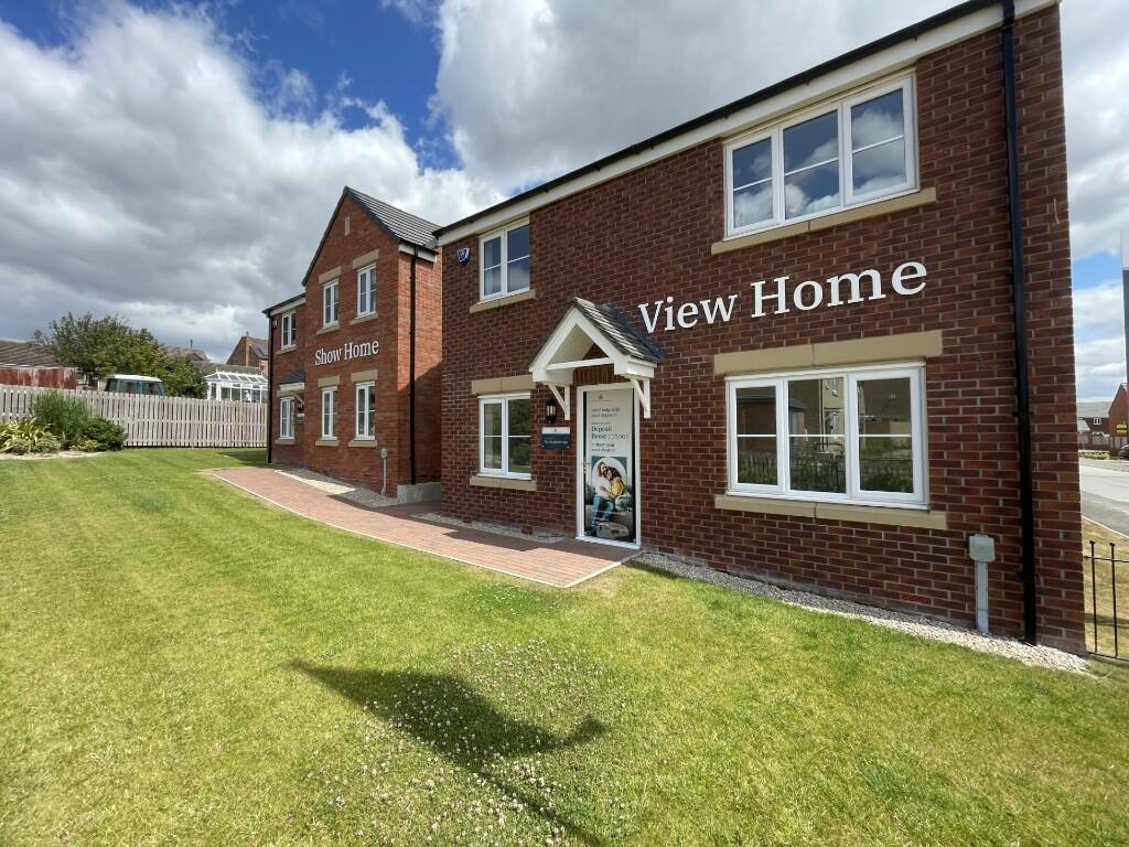 4-bed detached on Selby Road, Garforth, Leeds, West Yorkshire, LS25, £409,950
