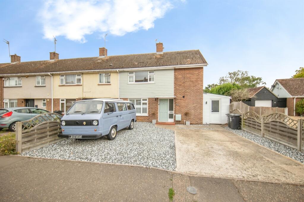 Main image of property: Deanes Close, Dovercourt, Harwich