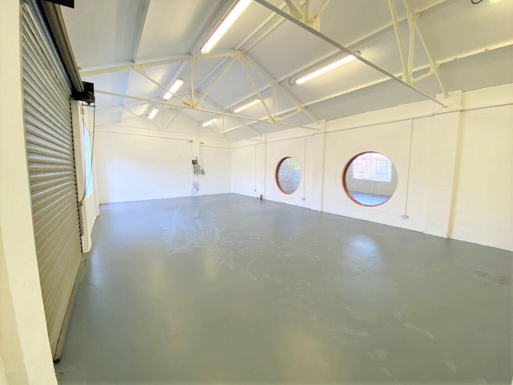Set Star Estate Unit 10 7.JPG