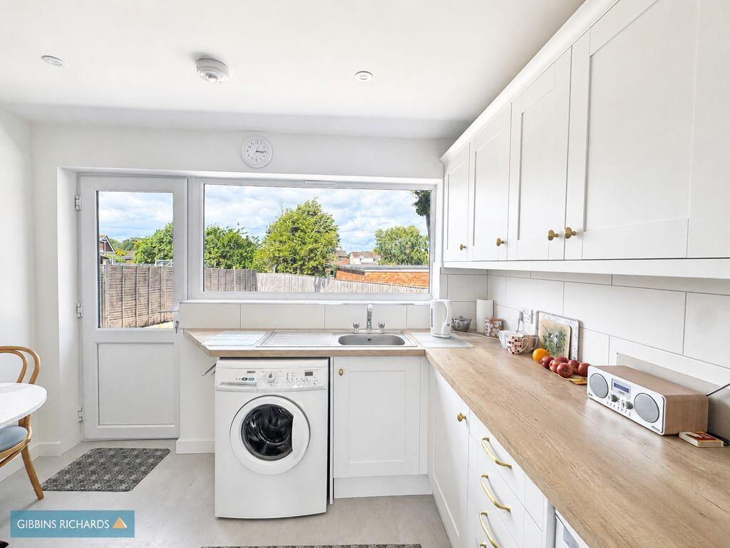 House in Taunton, Galmington - View 2
