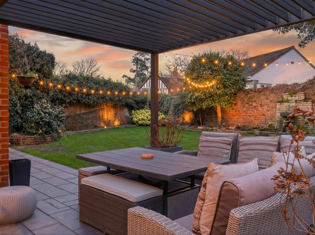 Additional image 16 of Moffats Lane, Brookmans Park, AL9