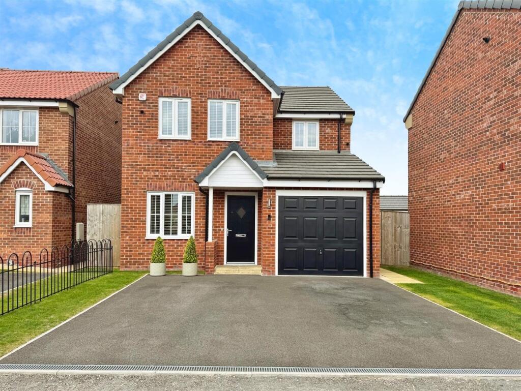 Main image of property: Dovecot Close, Worksop