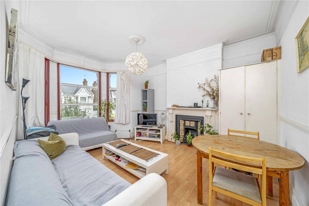 Harvist Road, London, NW6 photo 4