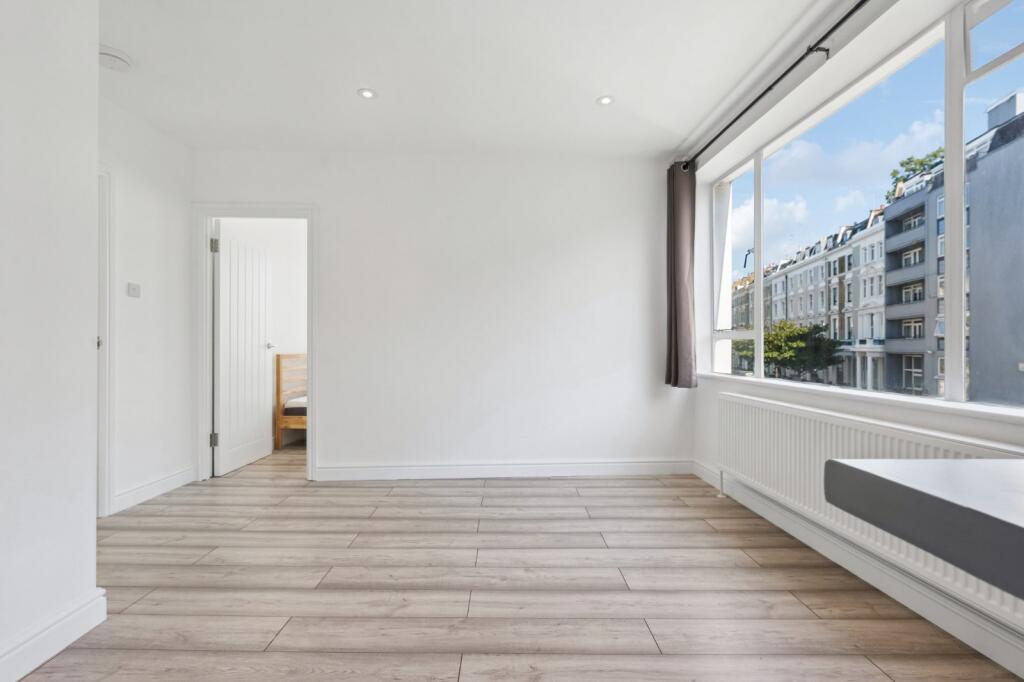 Apartment in London - View 3