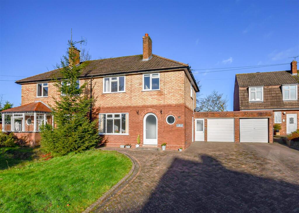 Main image of property: 104 Planks Lane, Wombourne