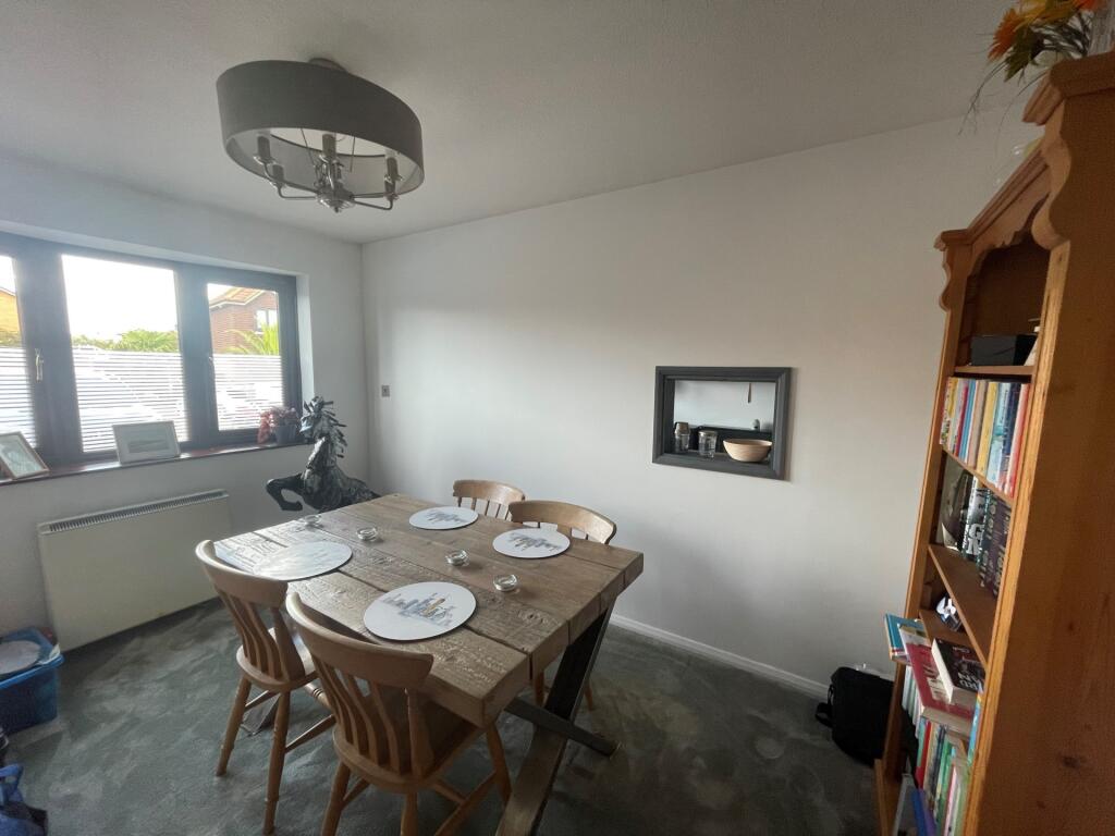 House in Canterbury - View 3