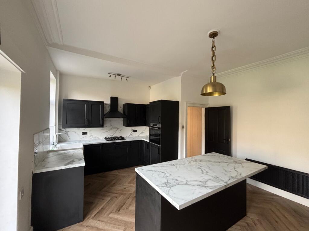 House in Bradford, West Yorkshire - View 5