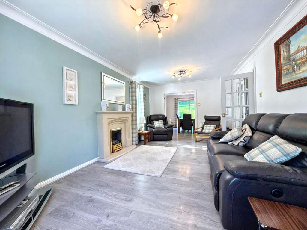 Valley View, Fatfield, Washington, Tyne and Wear, NE38 8SL - View 4