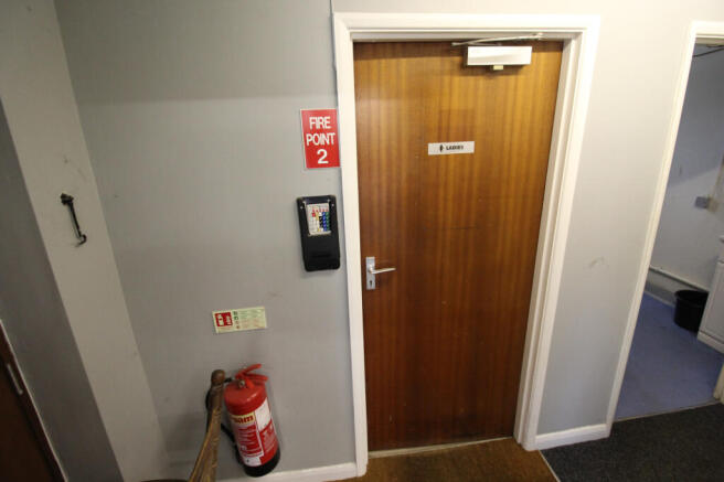 Gents toilet