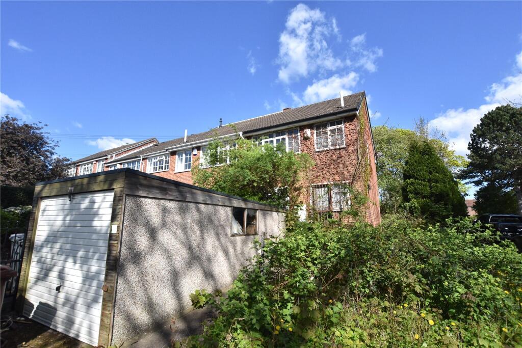 Main image of property: Spen Mews, Leeds, West Yorkshire