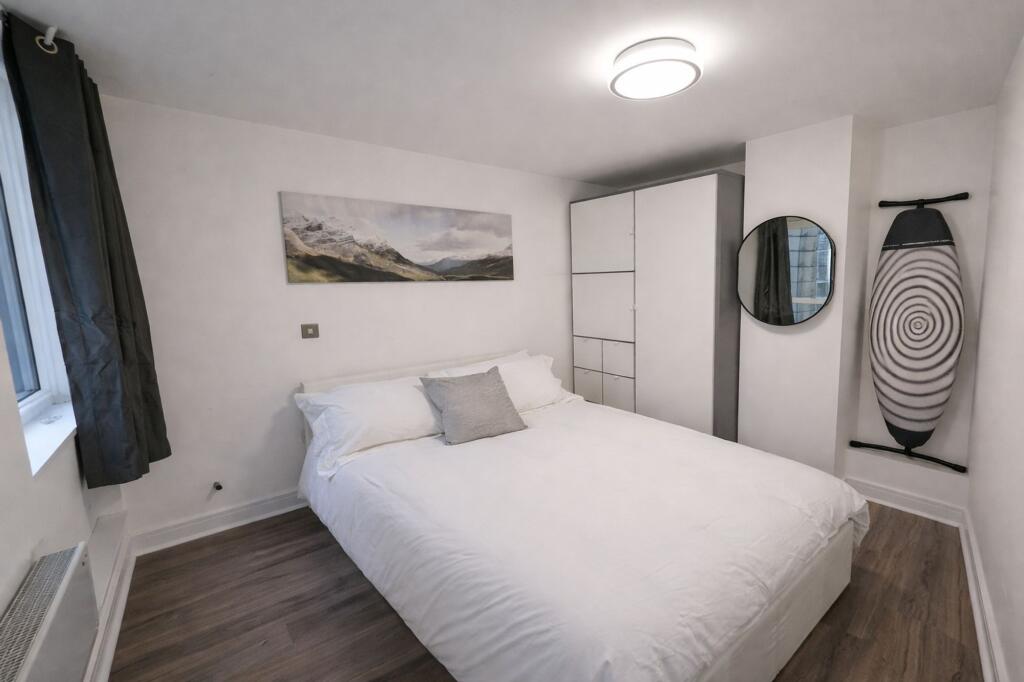 Additional image 7 of Temple Street, Temple House, B2