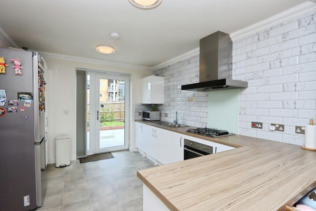 Frank Wright Close, Sheffield, South Yorkshire, S2 photo 2