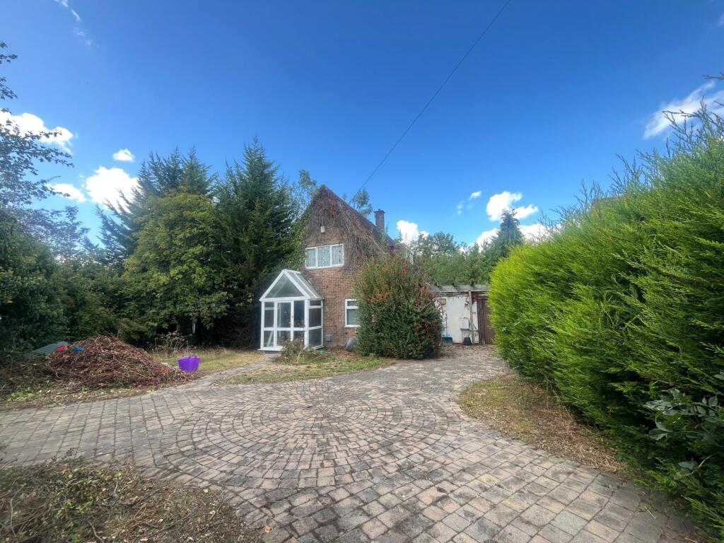 Main image of property: Standbridge Lane, Wakefield, WF2