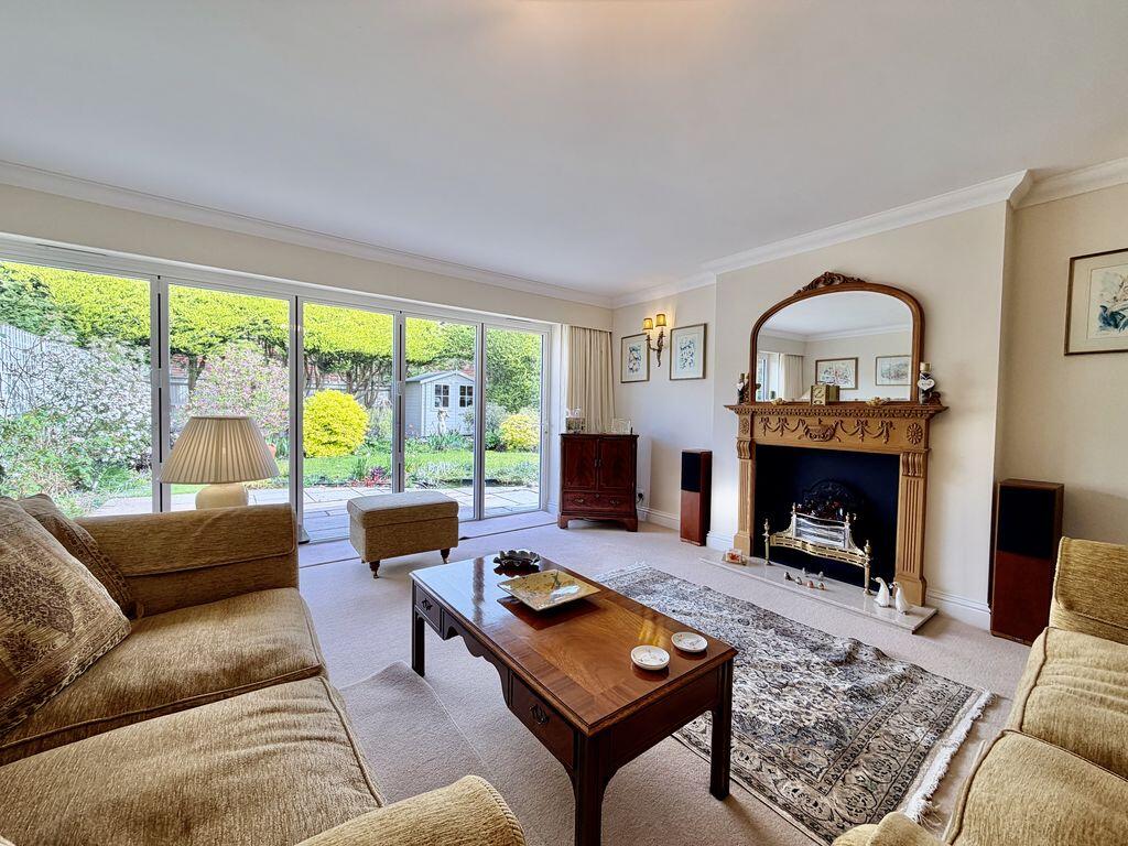 House in Hemel Hempstead, Chepping Wycombe - More