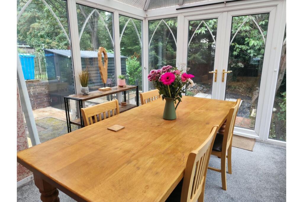 House in Sheffield, South Yorkshire - More