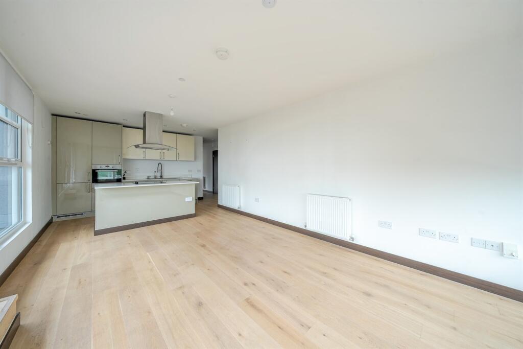 Apartment in Peterborough - View 4