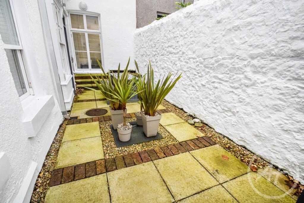 Apartment in Llandudno, Craig-y-don - More