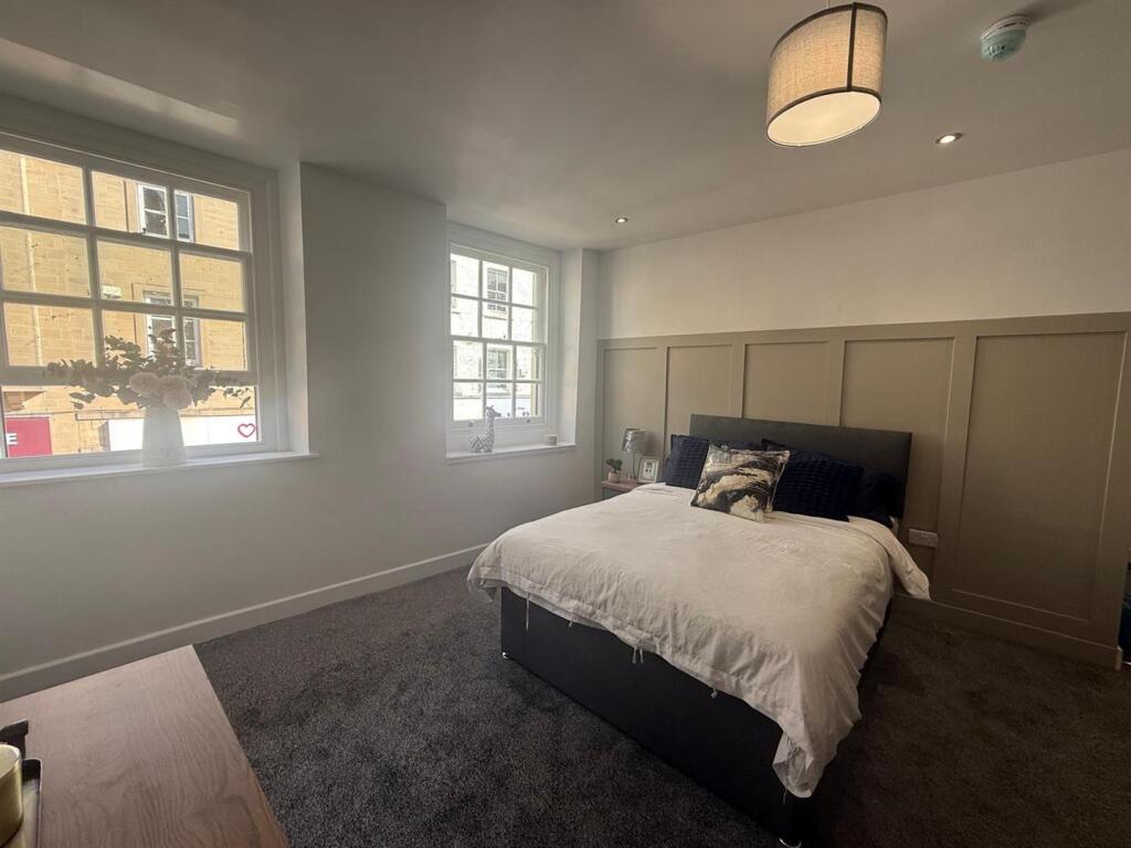 House in Nottingham - View 4