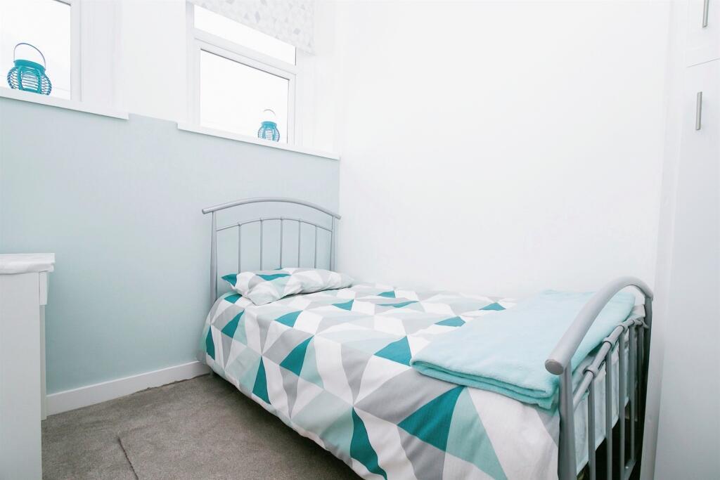 Apartment in Cardiff - View 5