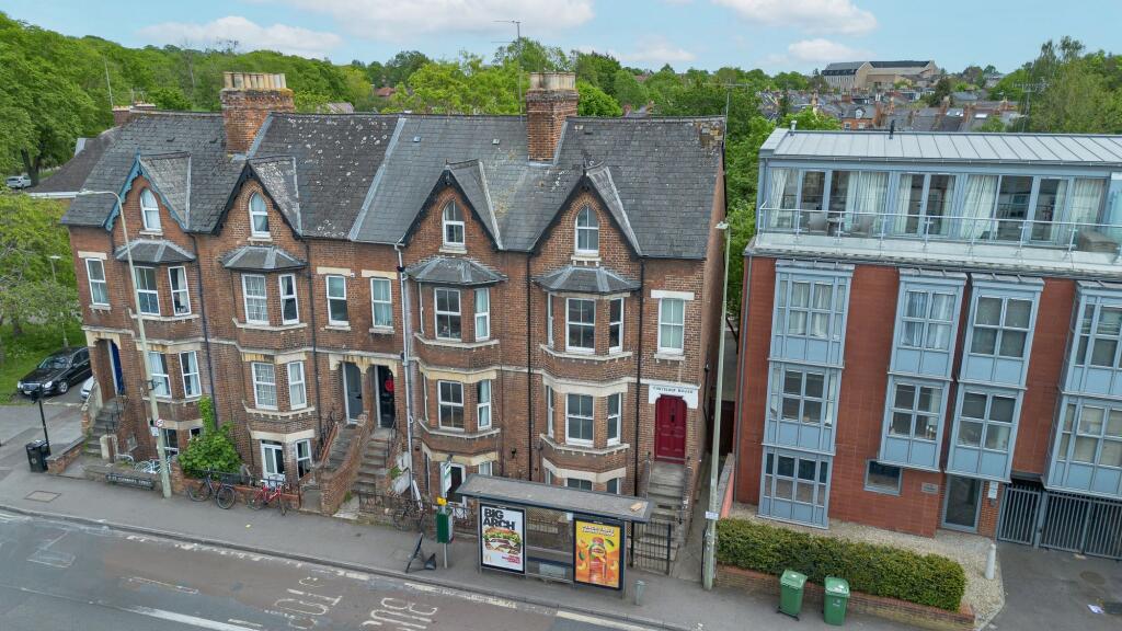 6-bed terraced on St. Clements Street, Oxford, OX4, £900,000