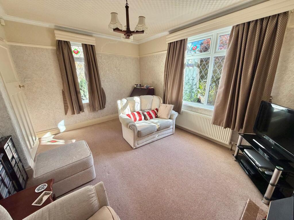 Fell Lane, Keighley, BD22 photo 4