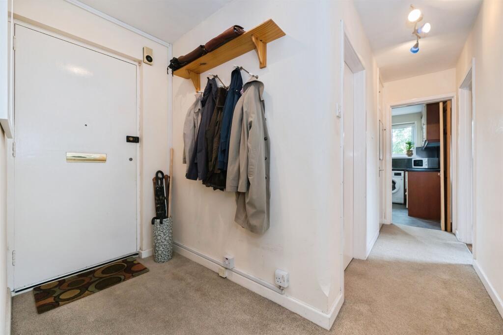 Apartment in Southampton - View 2