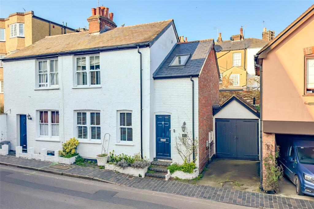 Main image of property: Sopwell Lane, St. Albans, Hertfordshire, AL1