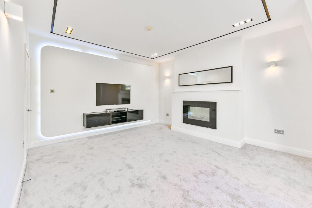 Main image of property: Castellain Mansions, Little Venice, London, W9