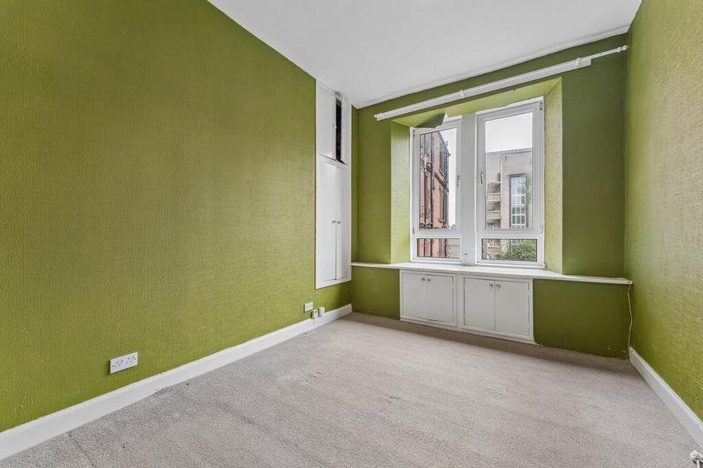 Apartment in Glasgow - More