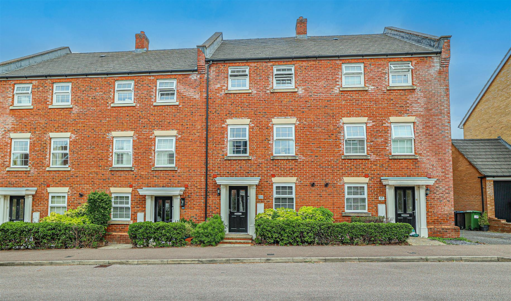 Main image of property: Shearwater Road, Hemel Hempstead, HP3