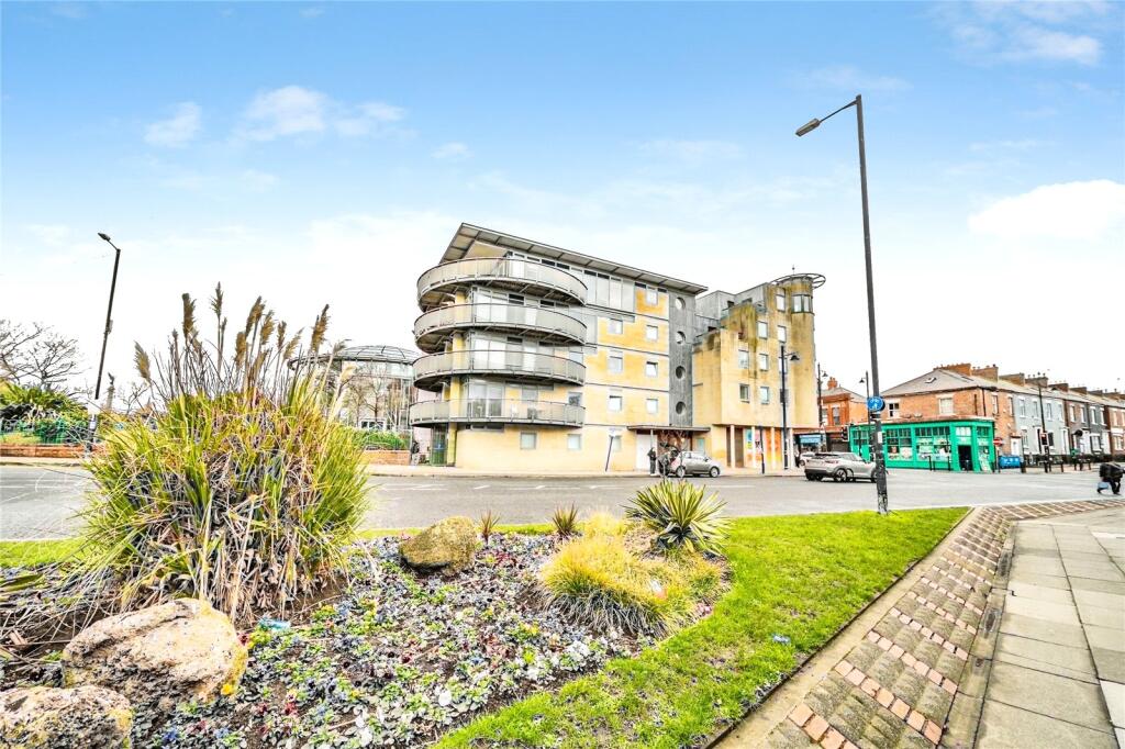 Main image of property: The Mowbray, Borough Road, Sunderland, Tyne and Wear, SR1