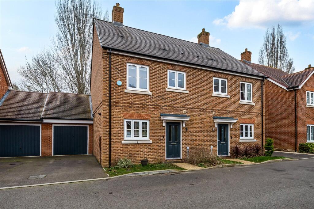 3-bed semi-detached on Great Stones Way, Ash, Guildford, Surrey, GU12, £495,000