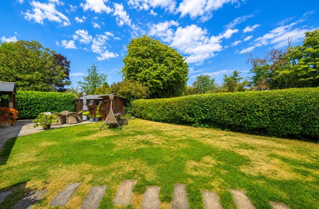 House in Reading - More