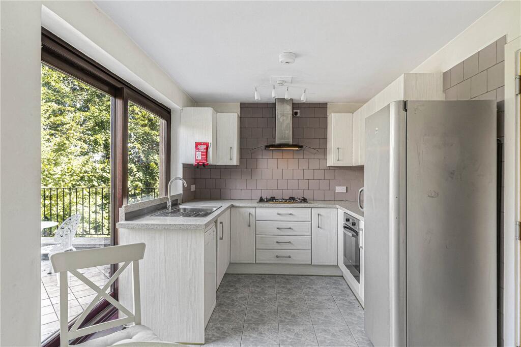 House in London, Crouch Hall Park, Crouch End - View 4