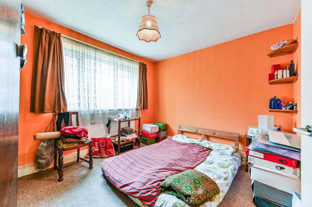 Apartment in London - View 3