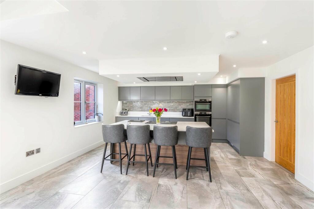 House in Bassetlaw, East Markham - View 4
