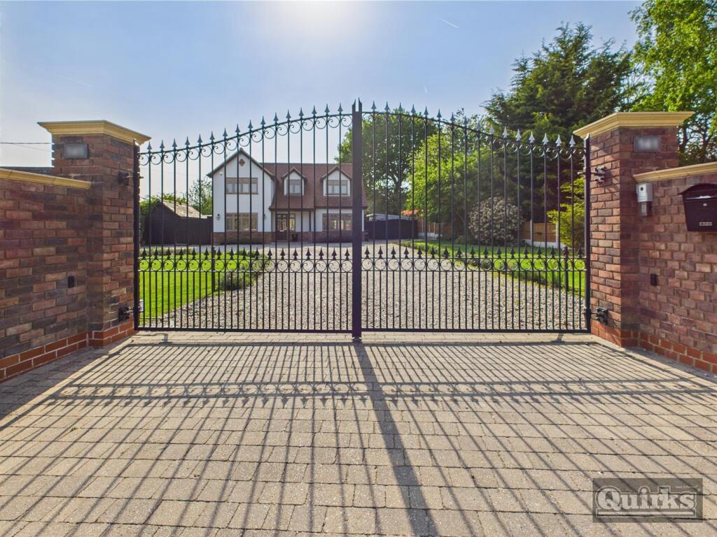 Main image of property: Castledon Road, Wickford