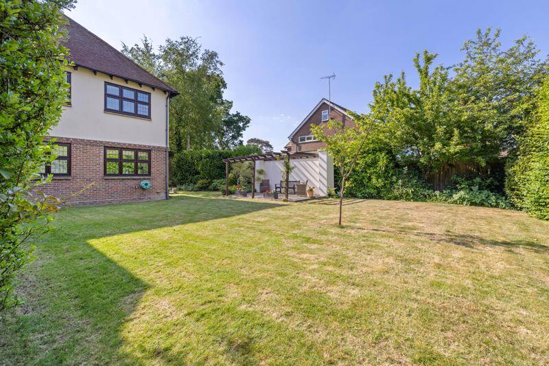 The Avenue, Summersdale, Chichester - View 2