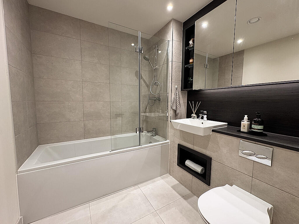 Apartment in Harrow - View 5