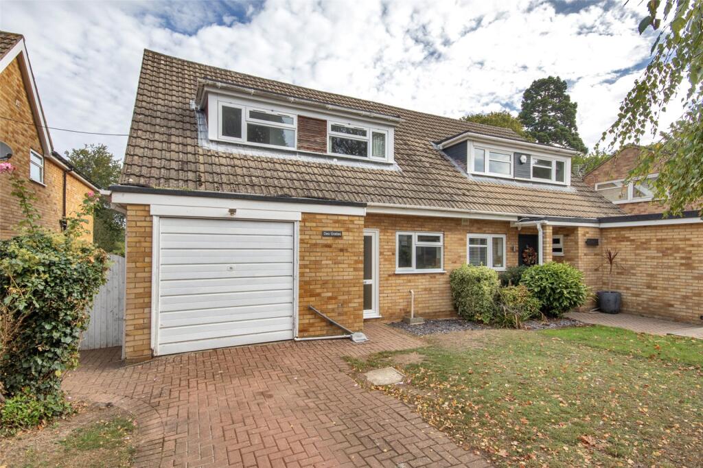 3-bed semi-detached on Southfleet Avenue, New Barn, Kent, DA3, £475,000