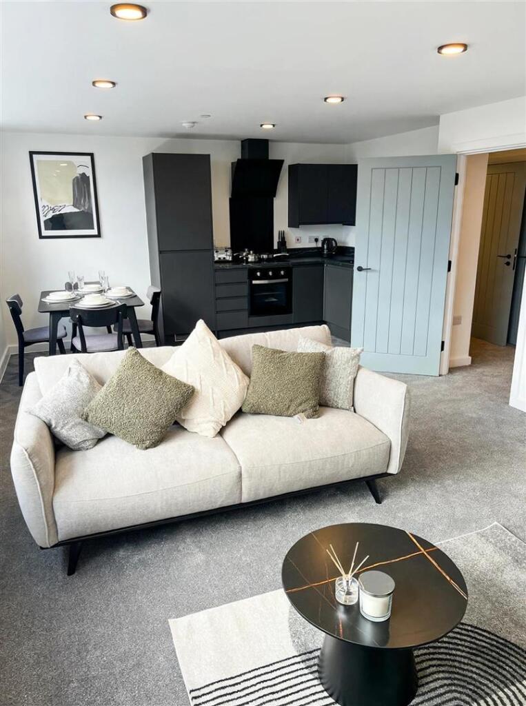 Apartment in Broxtowe, Nottinghamshire - More