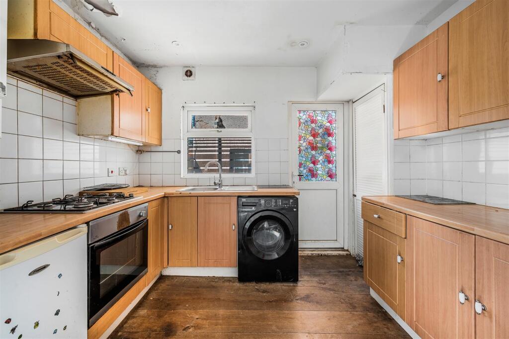 House in London - View 4