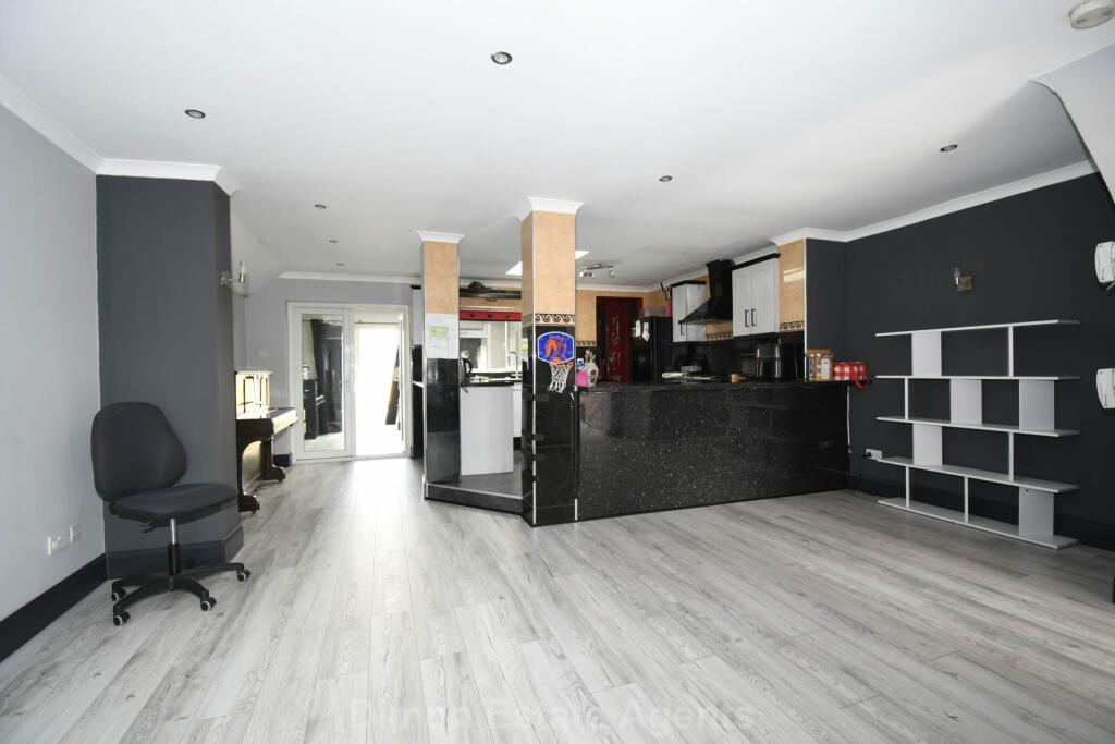 House in Gosport, Hampshire - View 3