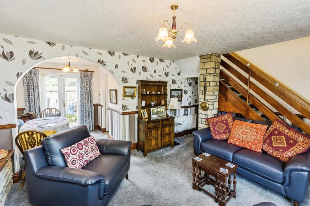 House in Chester, Leeswood and Pontblyddyn - More
