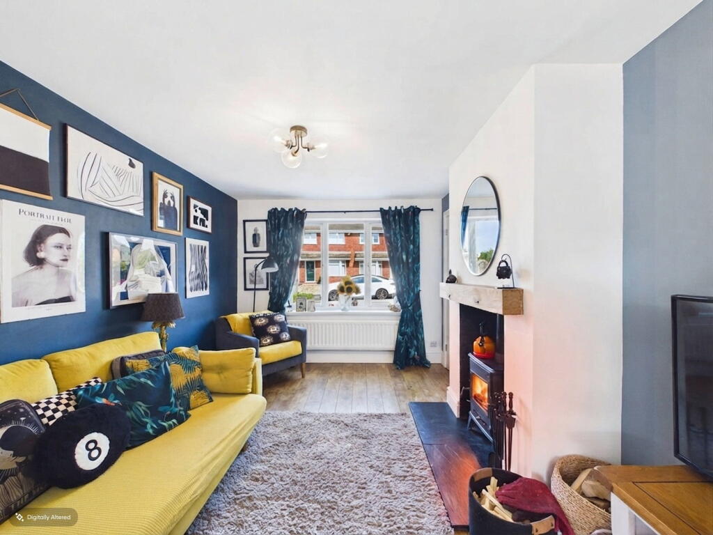 House in Stoke-on-Trent - View 4