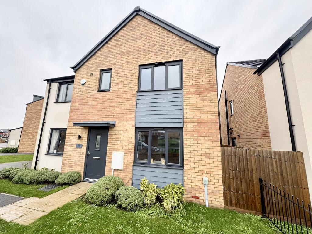 Main image of property: Hanwood Park Avenue, KETTERING